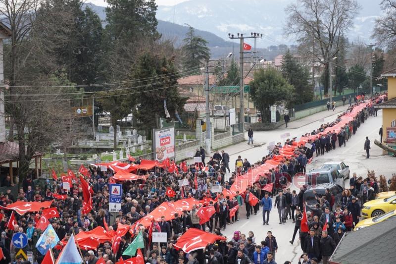 Akyazı'da Binler Mehmetçik İçin Yürüdü