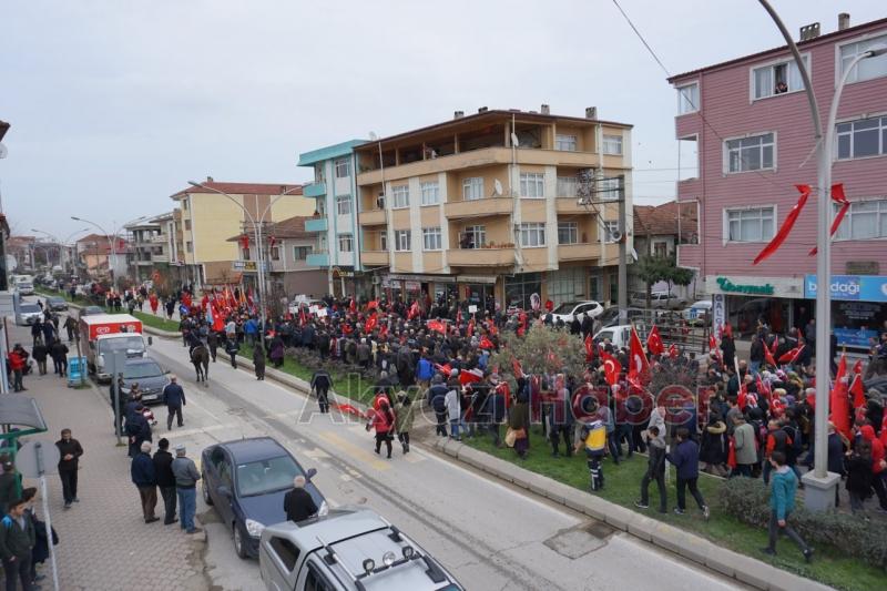 Akyazı'da Binler Mehmetçik İçin Yürüdü