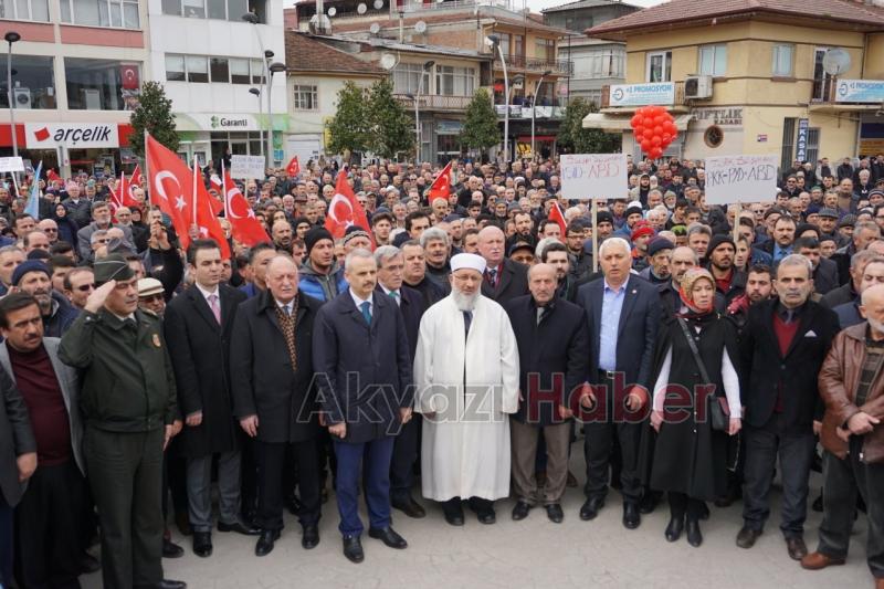 Akyazı'da Binler Mehmetçik İçin Yürüdü