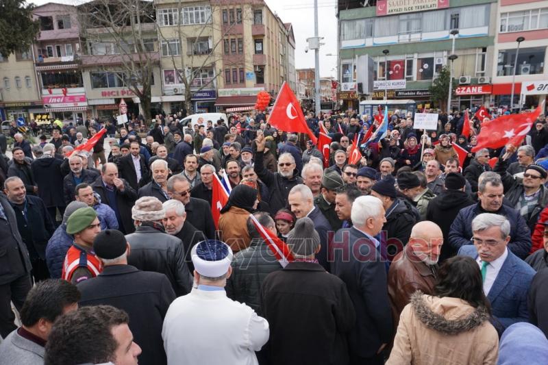 Akyazı'da Binler Mehmetçik İçin Yürüdü