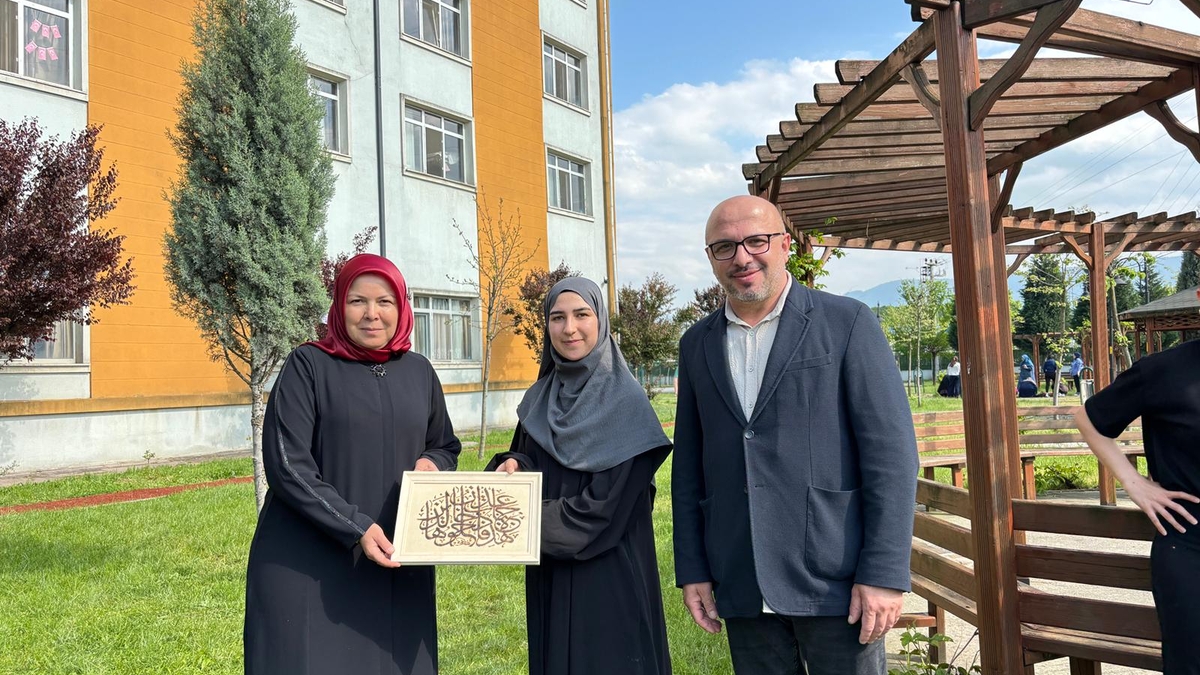 Akyazı'da çöpünü getir, hediyeni götür etkinliği