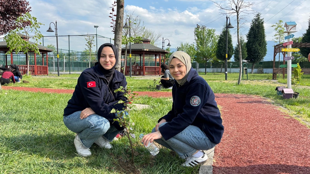 Akyazı'da çöpünü getir, hediyeni götür etkinliği