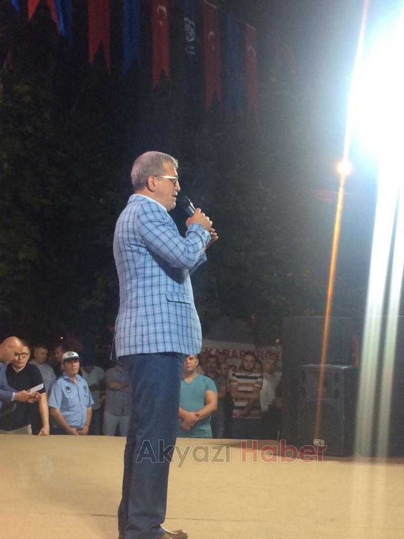 Akyazı da Demokrasi Nöbeti Başladı