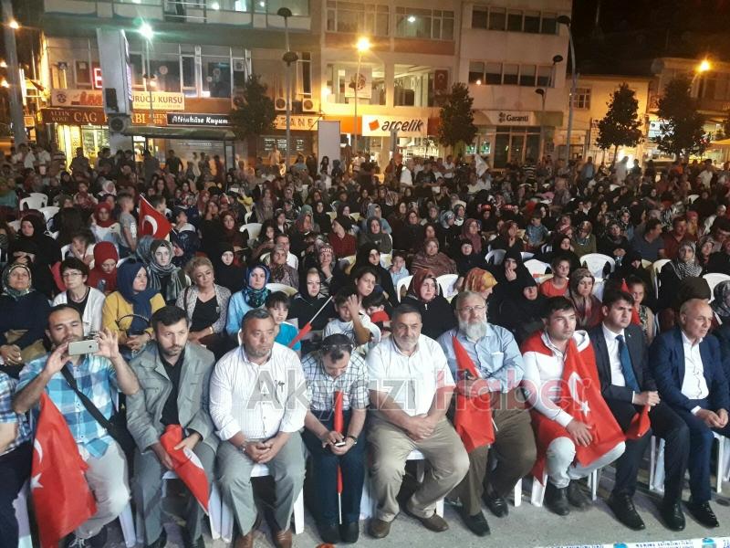 Akyazı da Demokrasi Nöbeti Başladı