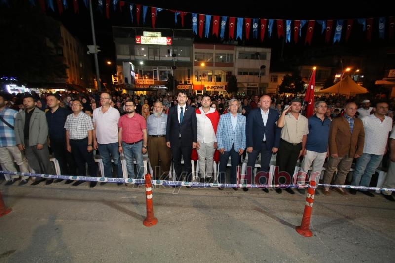 Akyazı da Demokrasi Nöbeti Başladı