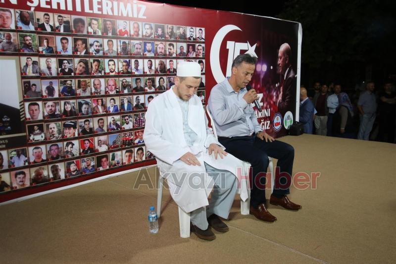 Akyazı da Demokrasi Nöbeti Başladı