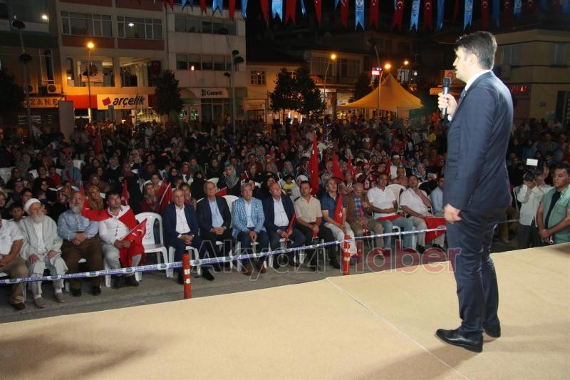 Akyazı da Demokrasi Nöbeti Başladı