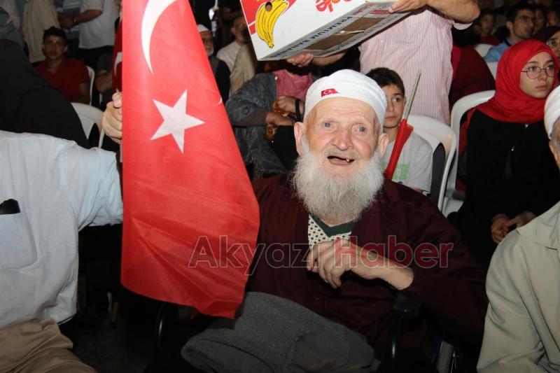 Akyazı da Demokrasi Nöbeti Başladı