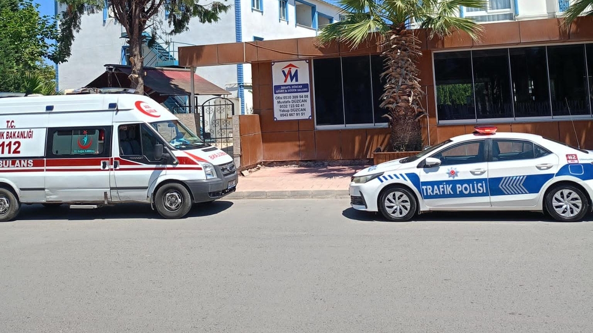 Akyazı'da Eski Ambulanslarla Can Kurtarma Mücadelesi