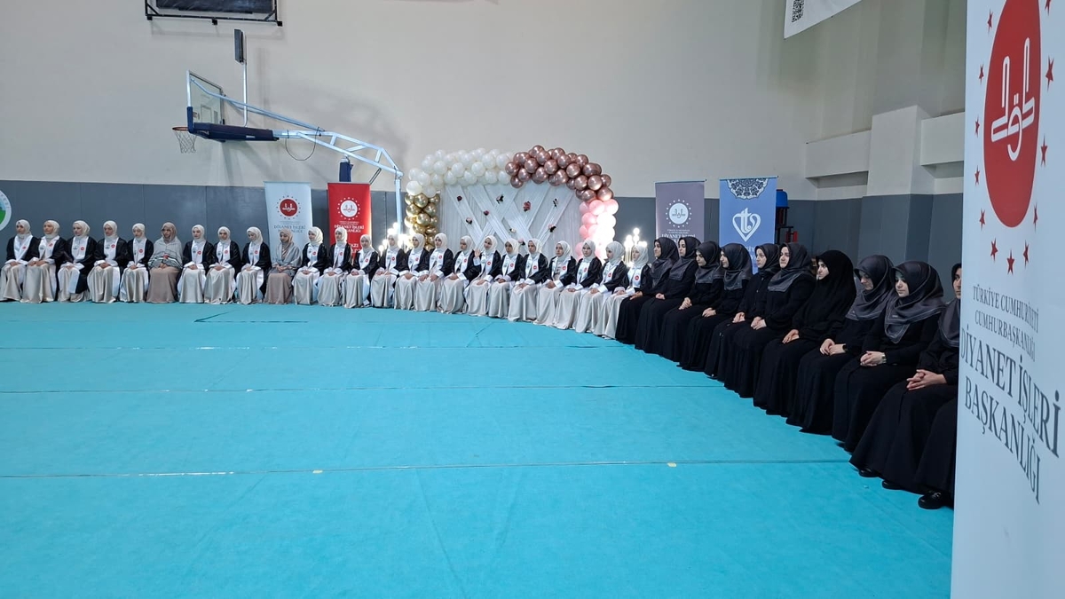 Akyazı'da hafızlık icazet merasimi