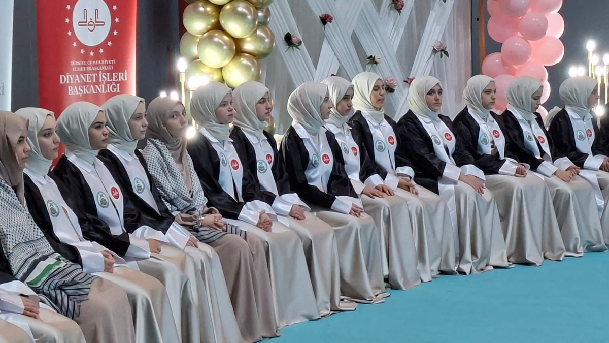 Akyazı'da hafızlık icazet merasimi