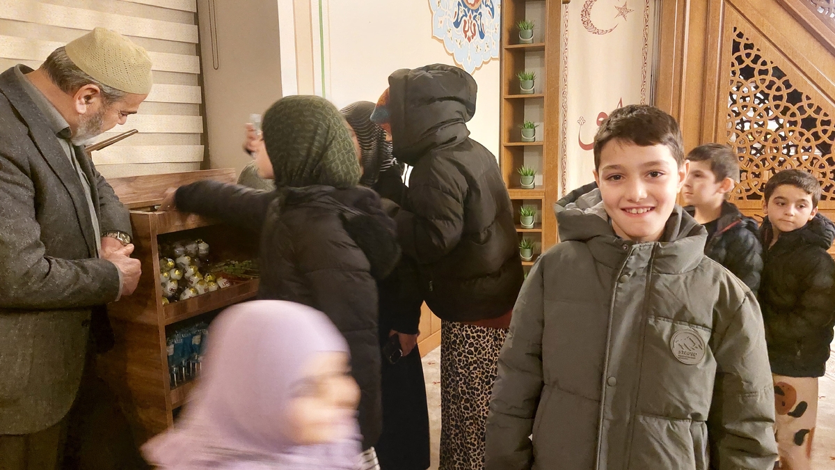 Akyazı'da ilk teravih namazı kılındı