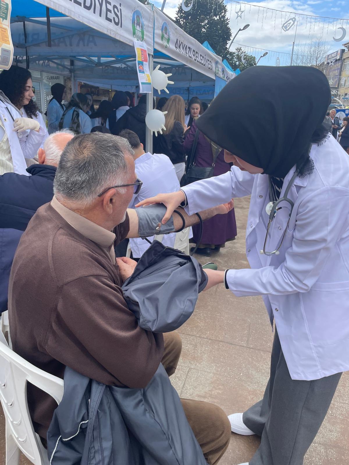 Akyazı'da kalp sağlığı etkinliği