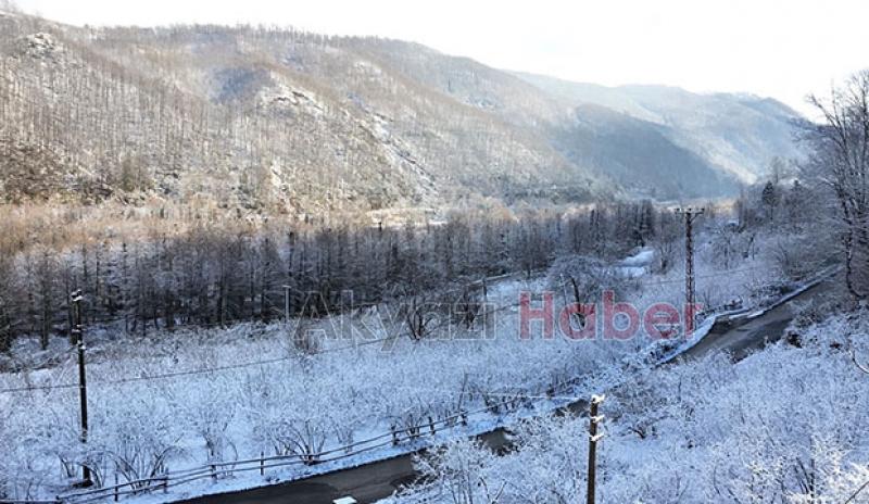 AKYAZI'DA KAR YAĞIŞI KAÇ GÜN SÜRECEK ? 