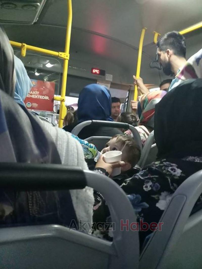 Akyazı'da Minibüs Sorunu Çözülemiyor