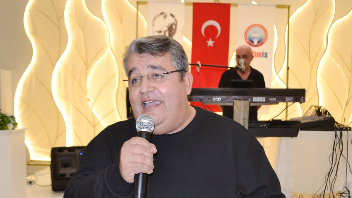 Akyazı'da Öğretmenler Günü Kutlaması