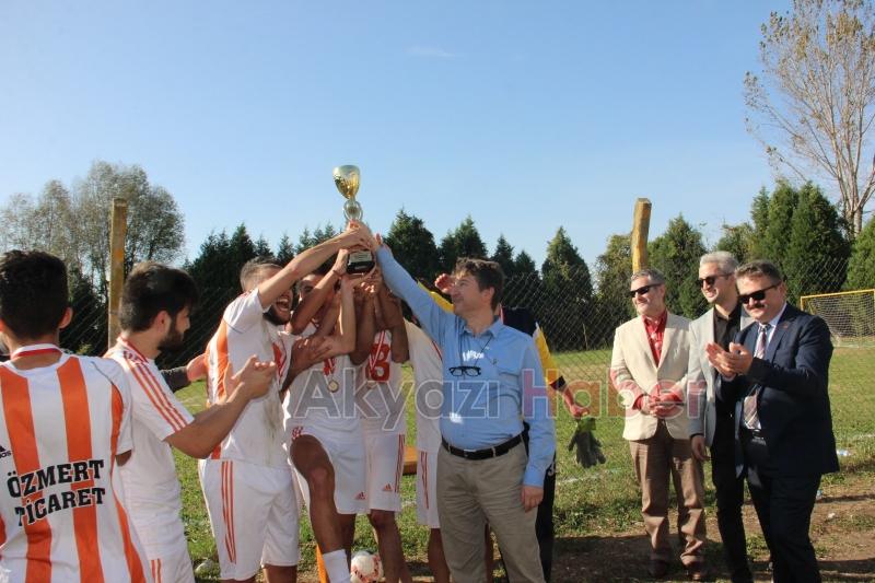 AKYAZI DA ŞAMPİYON BELLİ OLDU 