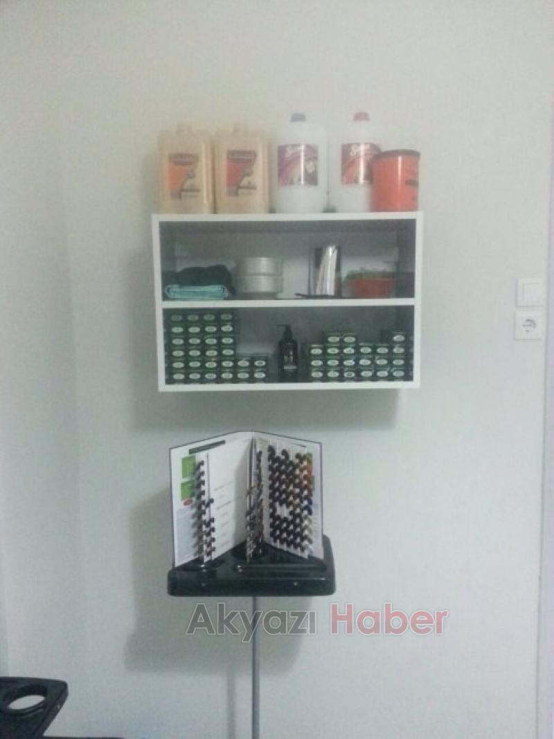 Akyazı da Seçkin Güzellik Salonu Açıldı