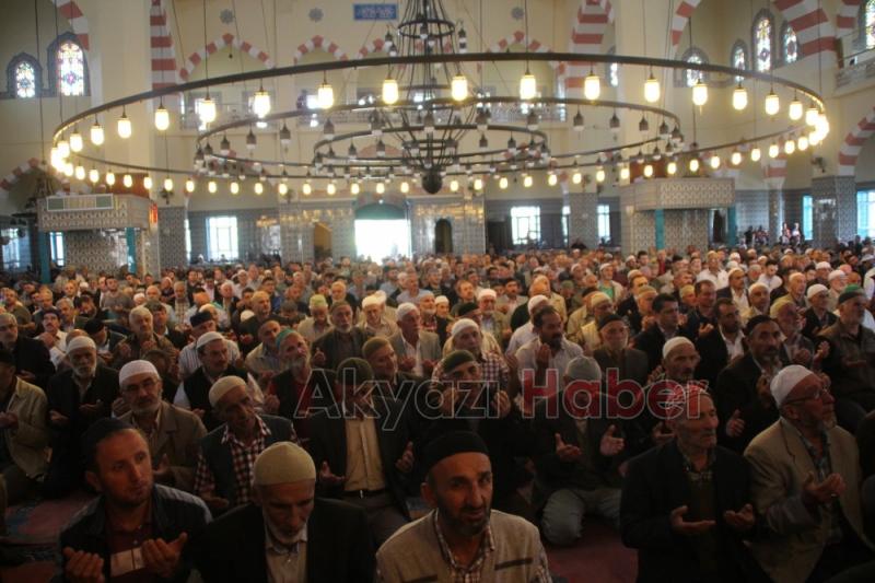 Şehit Olan 13 Asker İçin Akyazı da Mevlit