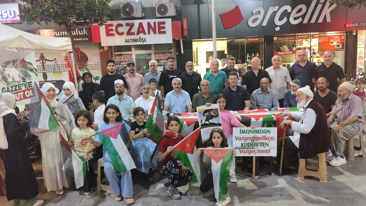 Akyazı'da STK'lardan Gazze için vicdan nöbeti