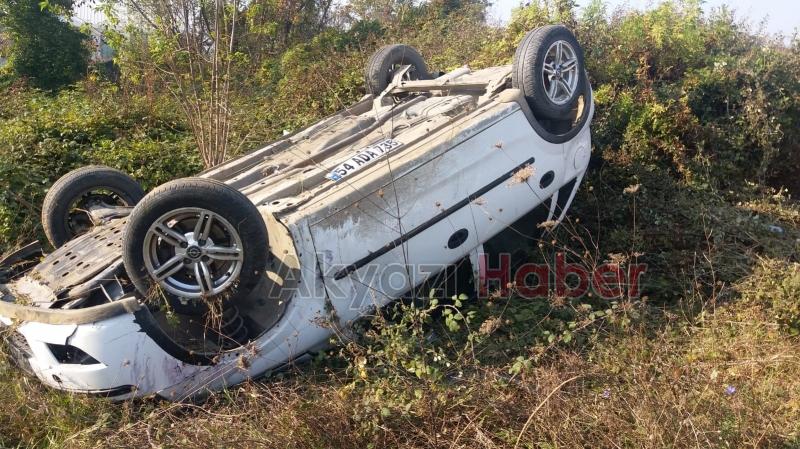 Akyazı da takla atan otomobildeki 1 kişi yaralandı