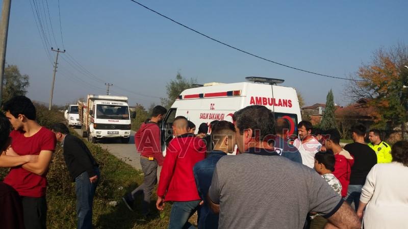 Akyazı da takla atan otomobildeki 1 kişi yaralandı