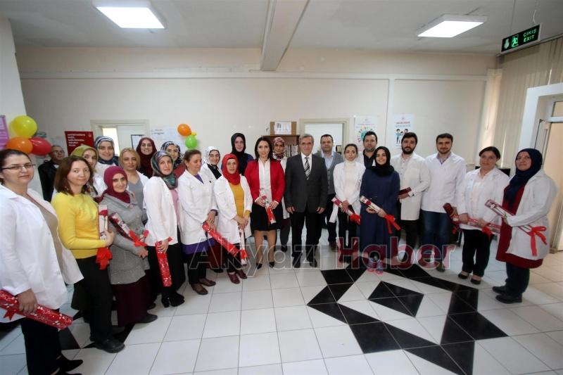 AKYAZI'DA TIP BAYRAMI KUTLANDI