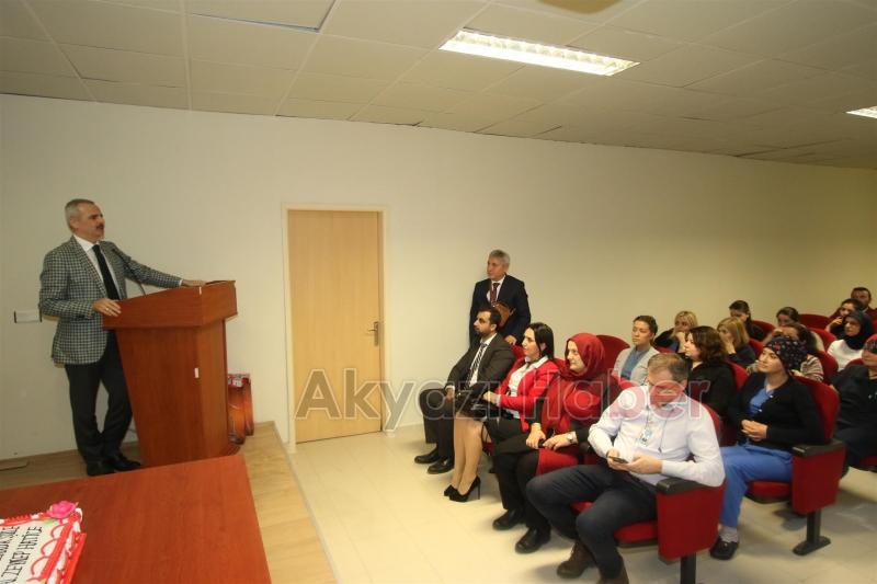 AKYAZI'DA TIP BAYRAMI KUTLANDI