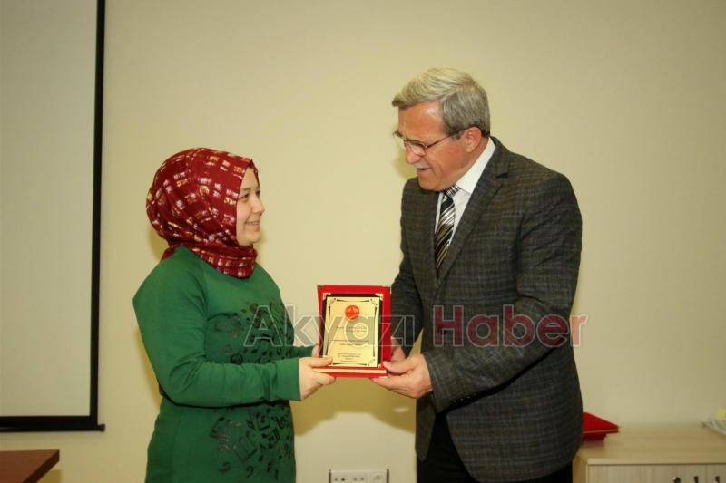 AKYAZI'DA TIP BAYRAMI KUTLANDI