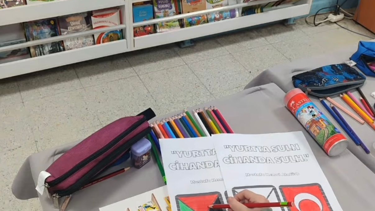 Akyazı'da tüm okullarda Filistin için farkındalık etkinliği