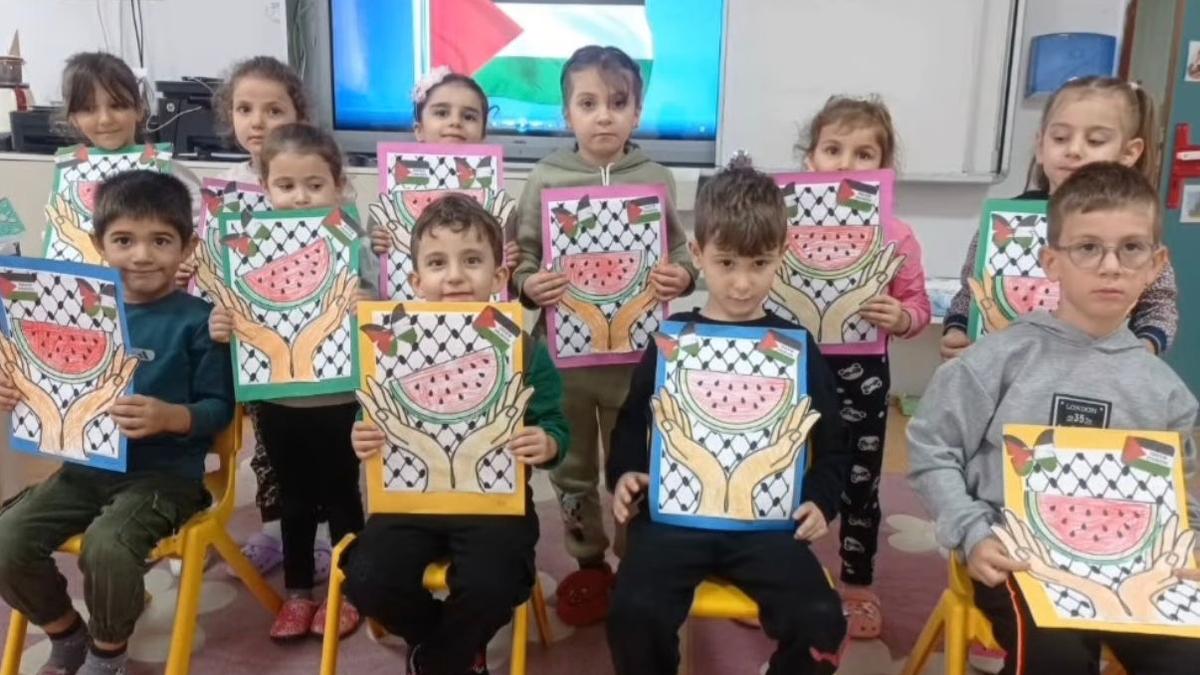 Akyazı'da tüm okullarda Filistin için farkındalık etkinliği