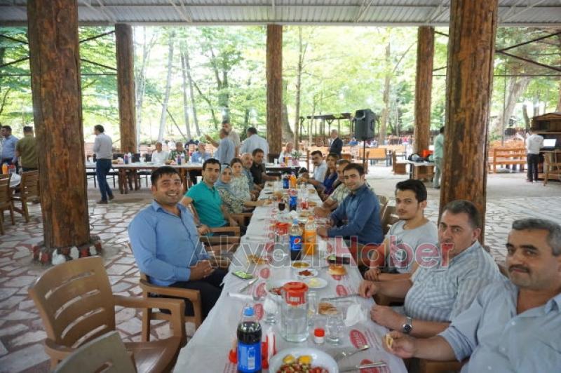 Akyazı'dan ayrılan hakim ve savcılara veda yemeği