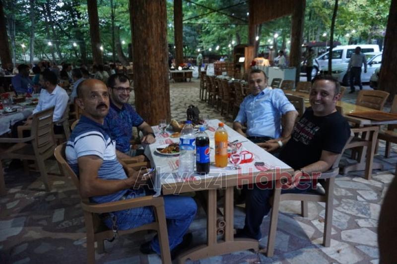 Akyazı'dan ayrılan hakim ve savcılara veda yemeği