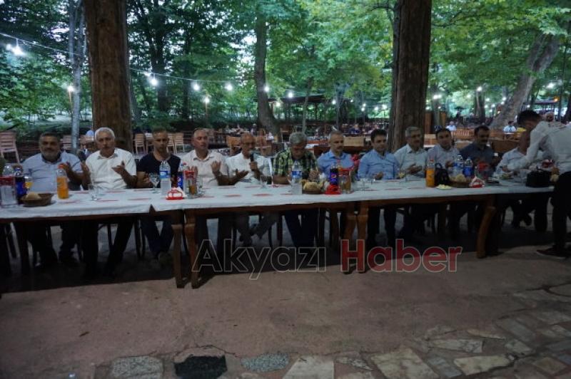 Akyazı'dan ayrılan hakim ve savcılara veda yemeği