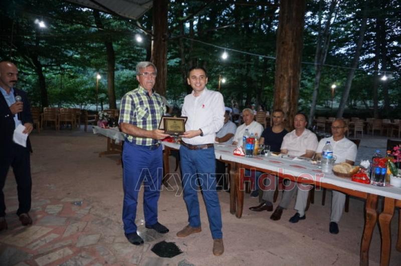 Akyazı'dan ayrılan hakim ve savcılara veda yemeği