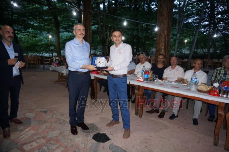 Akyazı'dan ayrılan hakim ve savcılara veda yemeği