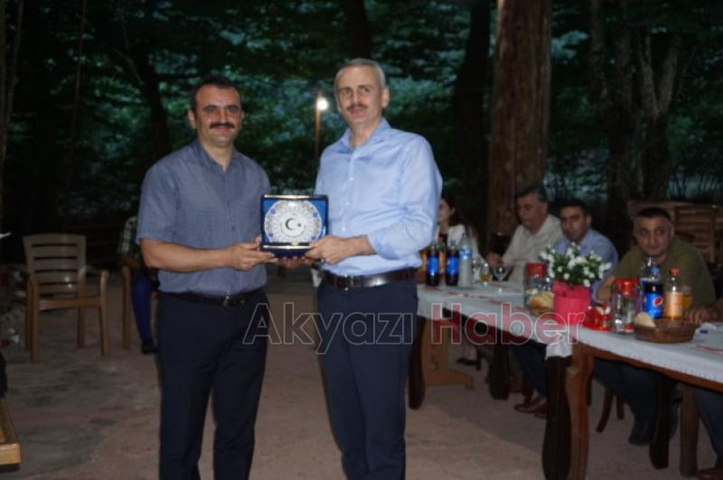 Akyazı'dan ayrılan hakim ve savcılara veda yemeği