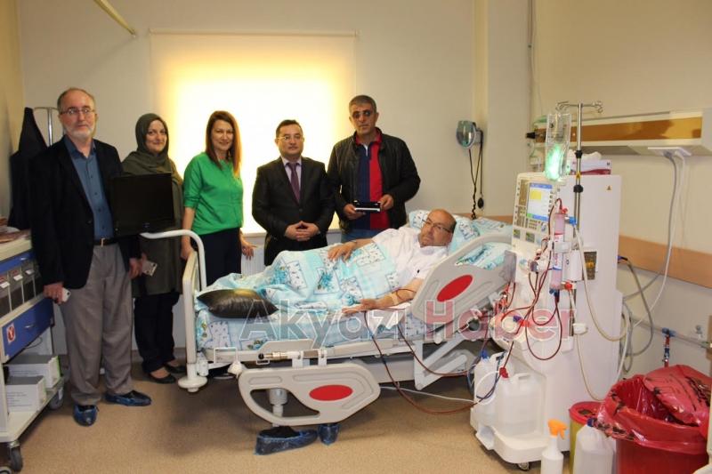 Akyazı Devlet Hastanesine Diyaliz Bağışı 