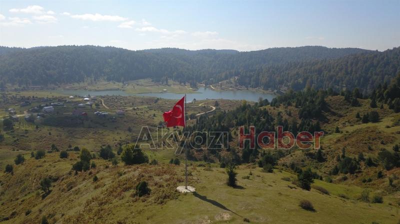 Akyazı Doğa Yürüyüşleri Acelleden Sultanpınara Devam Ediyor