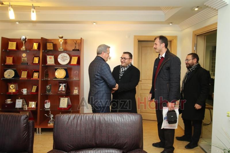 Akyazı Eğitimciler Derneğinden Başkana Ziyaret