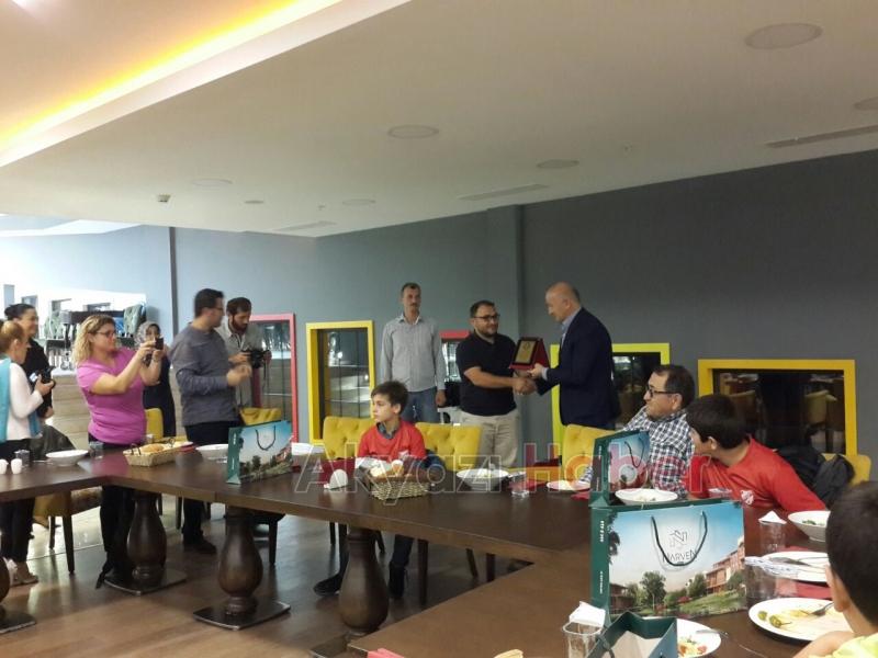 AKYAZI EĞİTİMCİLER DERNEĞİ'NDEN EĞLENCELİ ORGANİZASYON