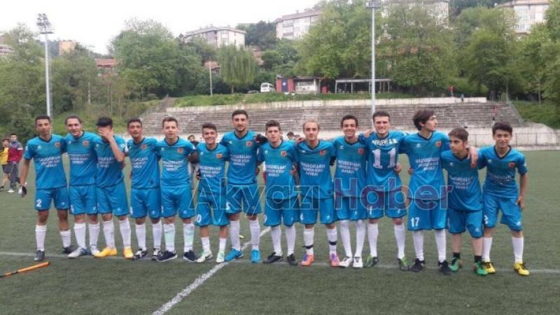 Akyazı Endüstri Meslek Lisesi Çim Hokeyinde Zonguldak’ta Şampiyon Oldu