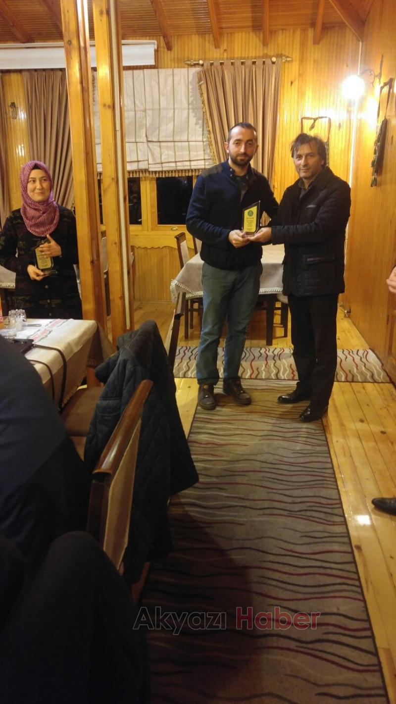 Akyazı Eyyüp Genç Fen Lisesi Öğretmenler Günü Yemeğinde Buluştu