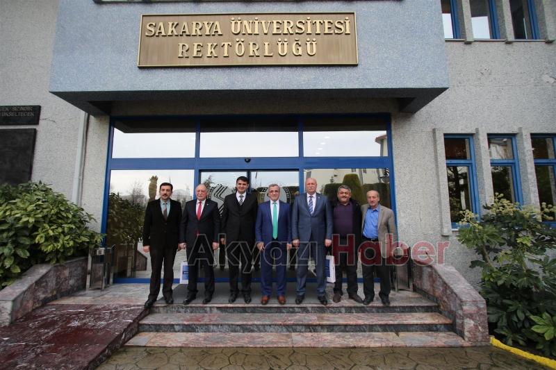 Akyazı Fakültenin Gelmesini Bekliyor