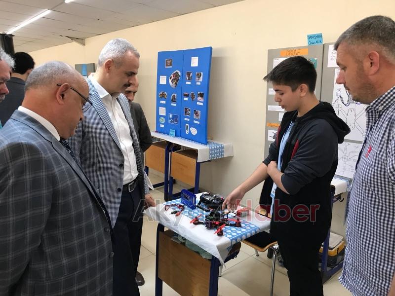 AKYAZI FEN LİSESİNDEN MUHTEŞEM BİLİM ŞENLİĞİ 