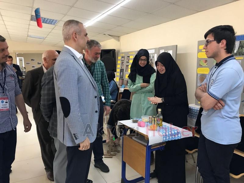 AKYAZI FEN LİSESİNDEN MUHTEŞEM BİLİM ŞENLİĞİ 