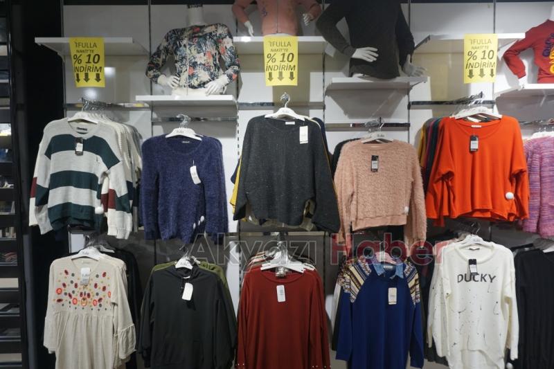 Akyazı Fulla'da Dev İndirim