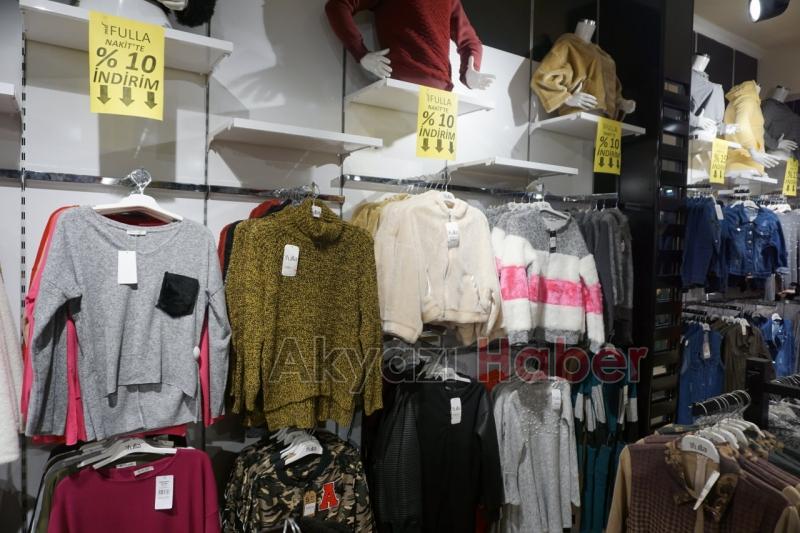 Akyazı Fulla'da Dev İndirim