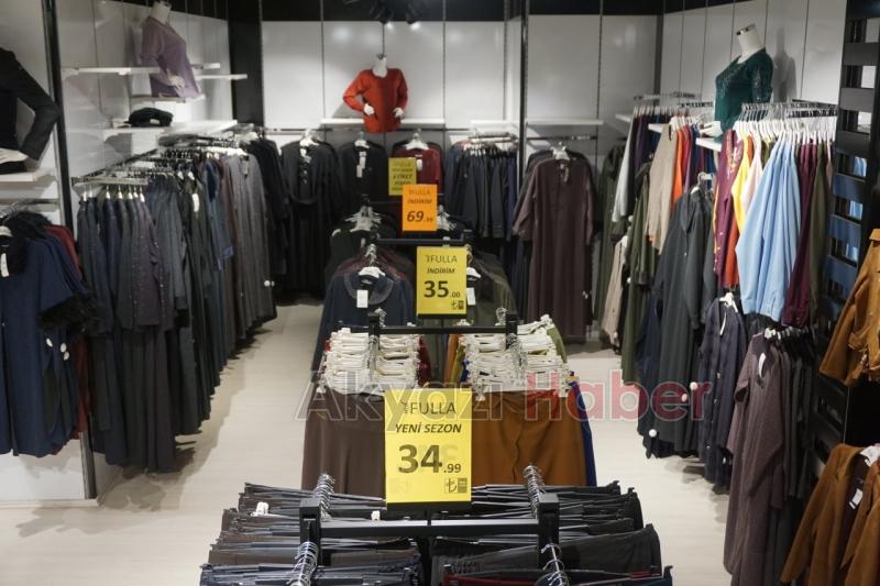 Akyazı Fulla'da Tüm Ürünlerde Yüzde 50 İndirim