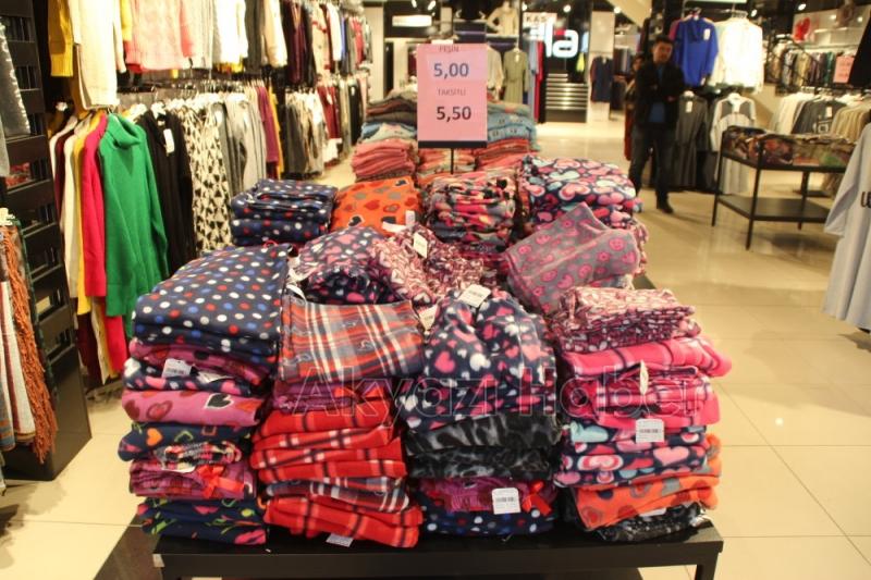 AKYAZI FULLADA BENZERSİZ FİYATLAR